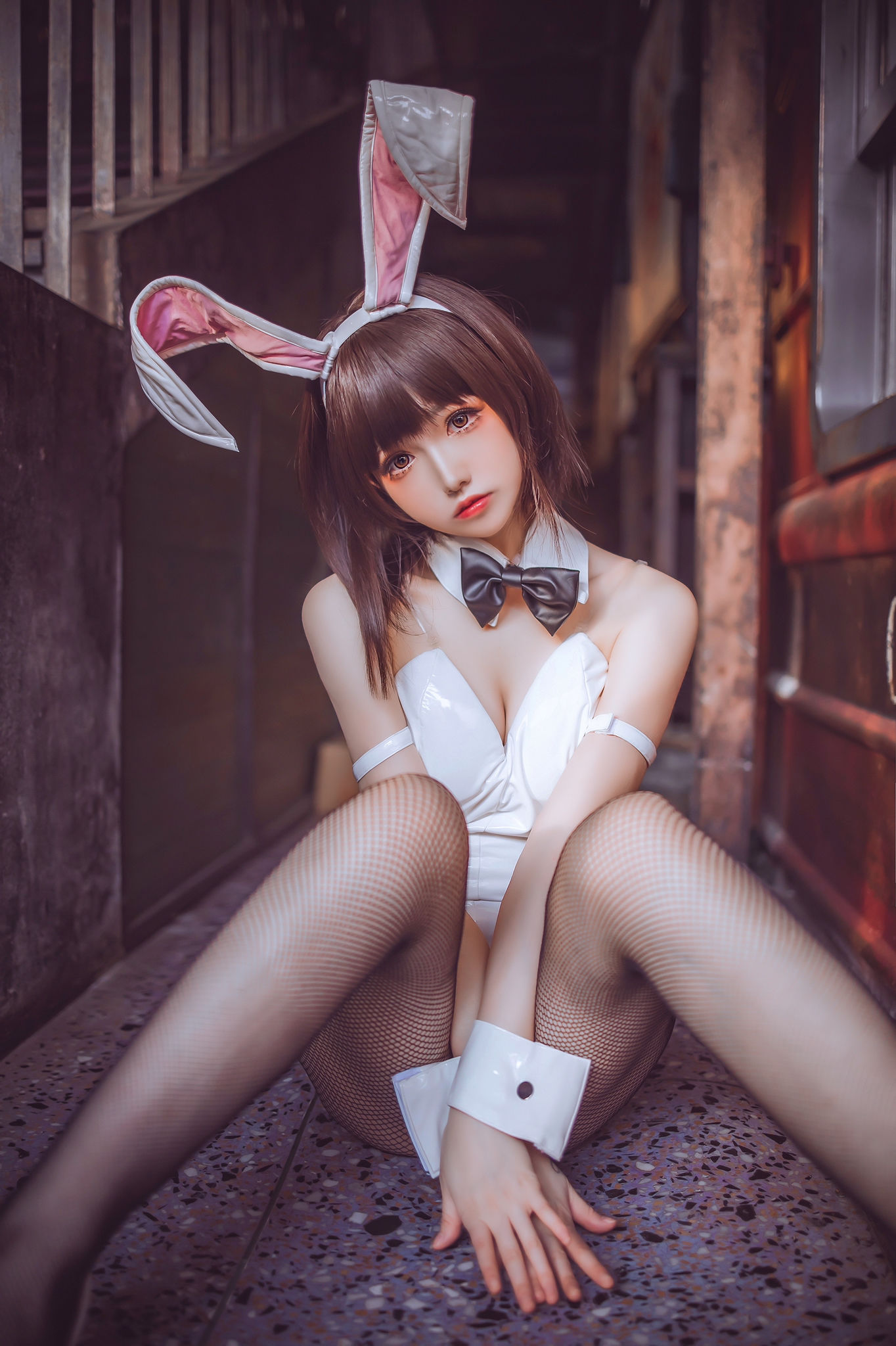 [网红COSER写真] 衣衣 – 加藤惠兔女郎