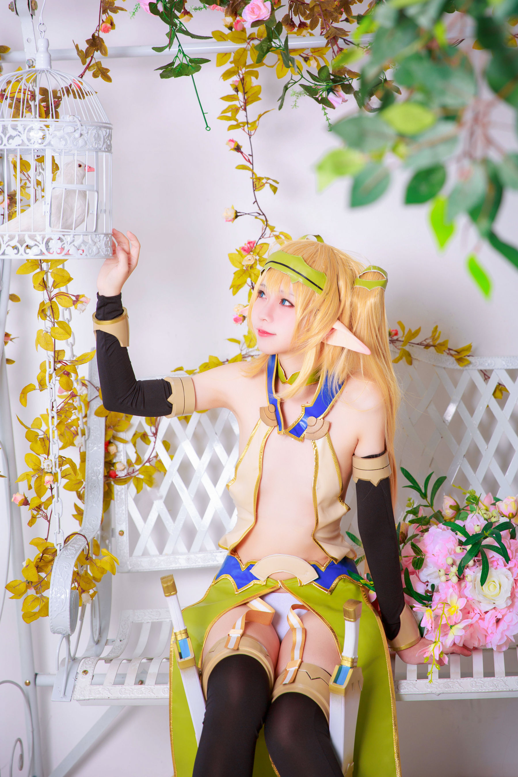 [网红COSER写真] G44不会受伤 – 精灵村