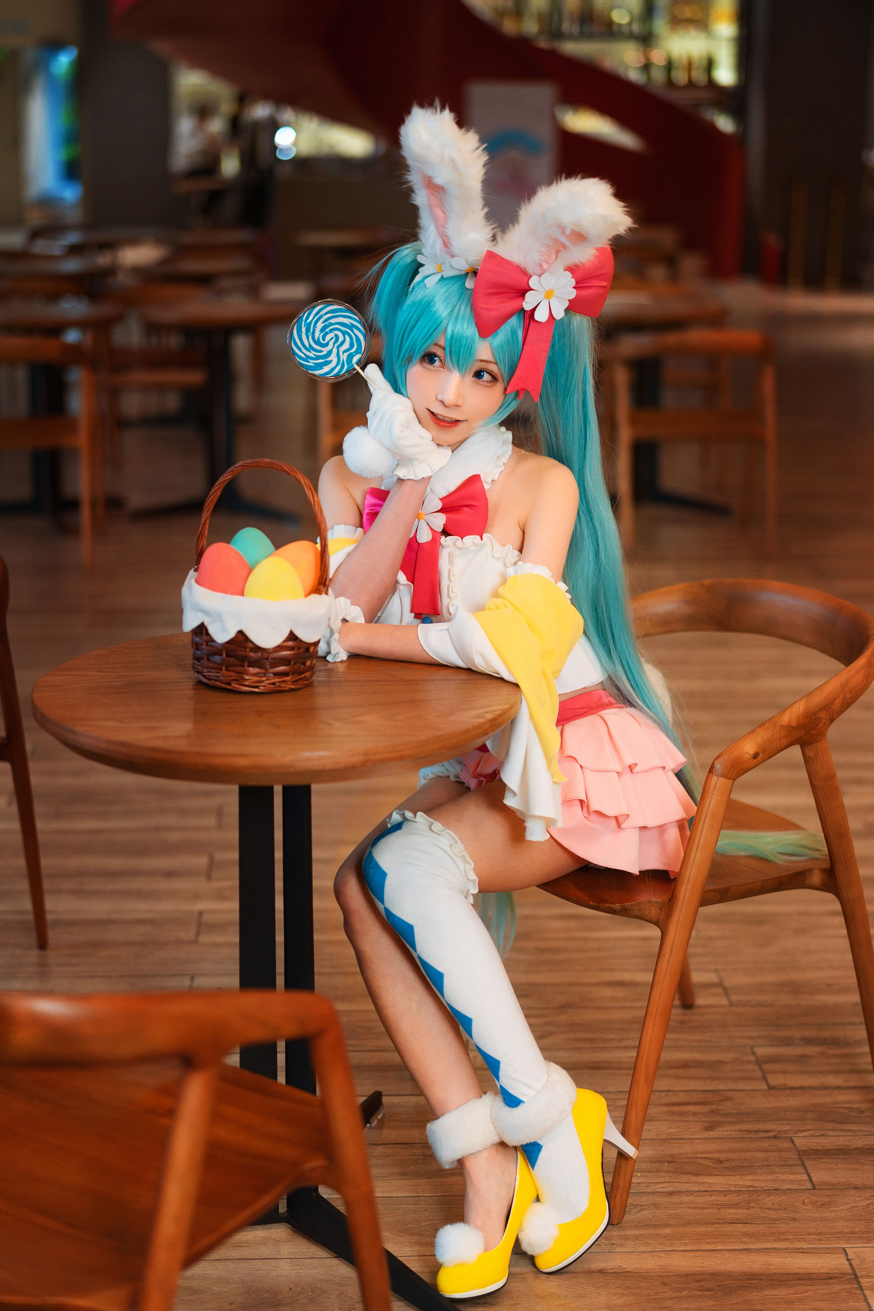 [网红COSER写真] 动漫博主Kitaro_绮太郎 - 初音兔女郎 套图2