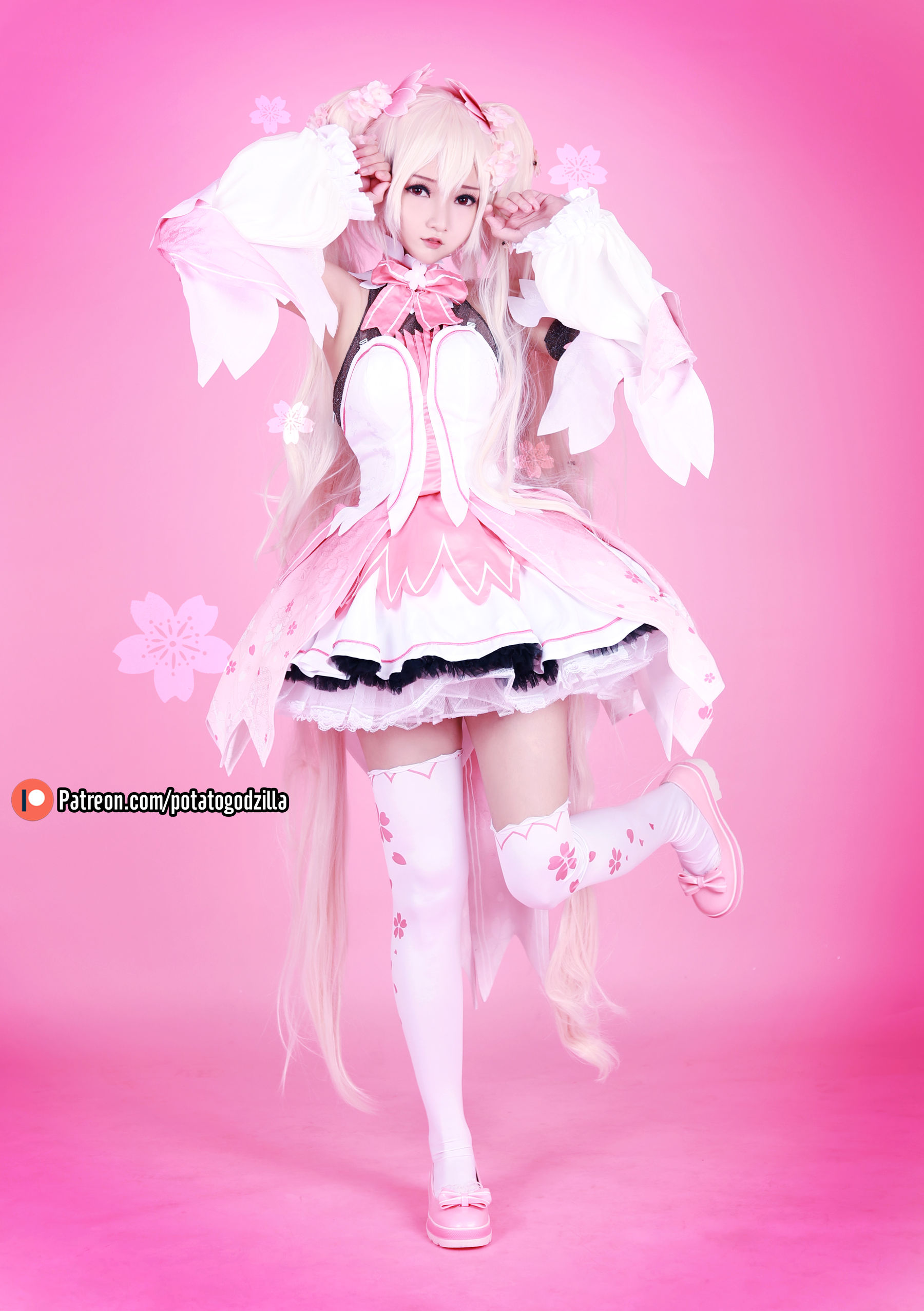 Coser小姐姐Potato Godzilla - Sakura Miku 套图3
