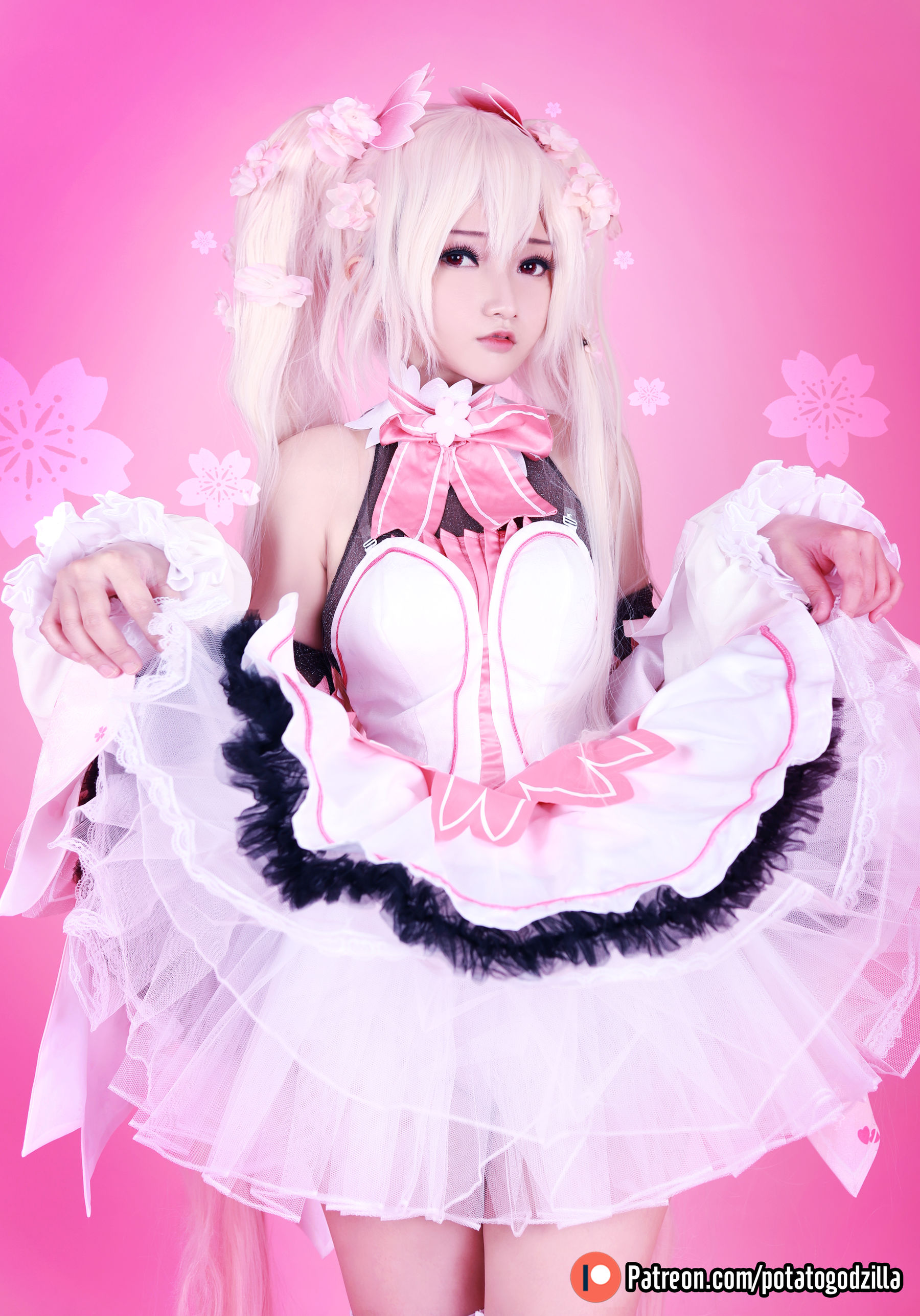 Coser小姐姐Potato Godzilla - Sakura Miku 套图8