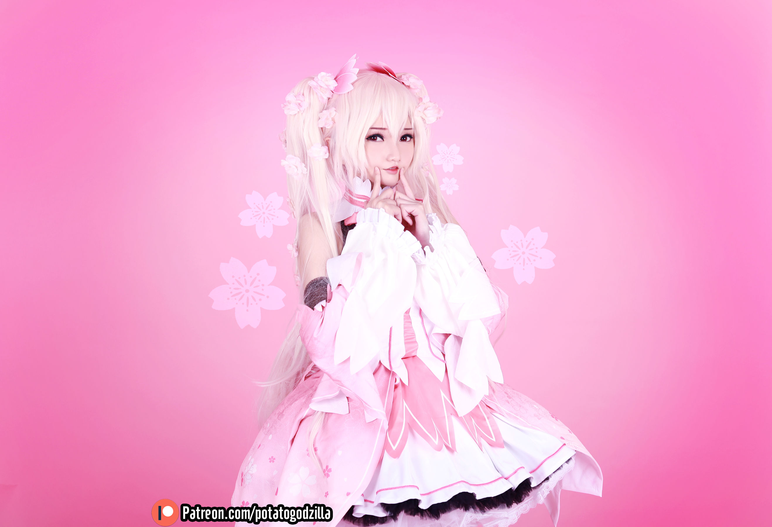 Coser小姐姐Potato Godzilla - Sakura Miku 套图11