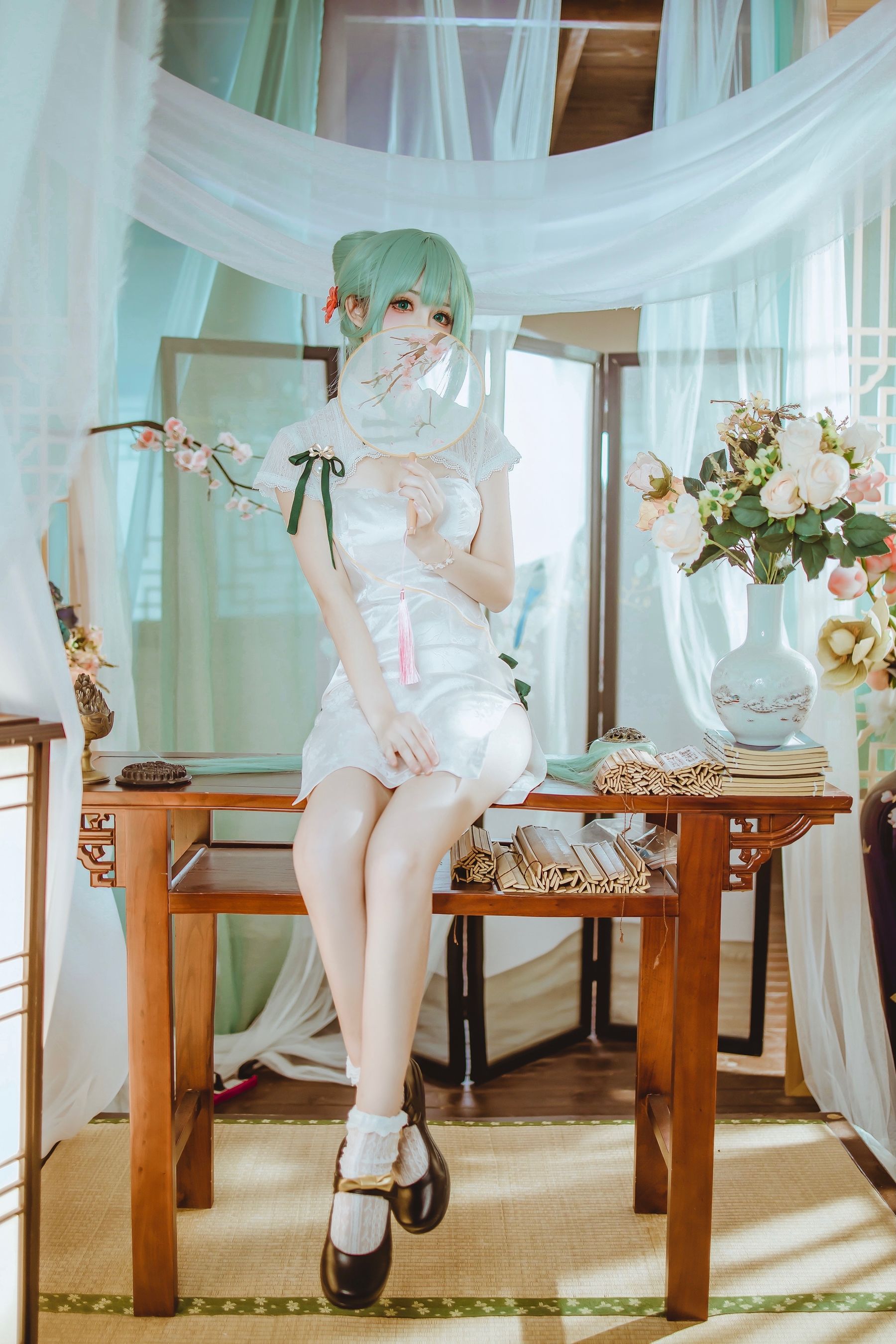 Coser衣衣 - 初音韶华 写真套图3
