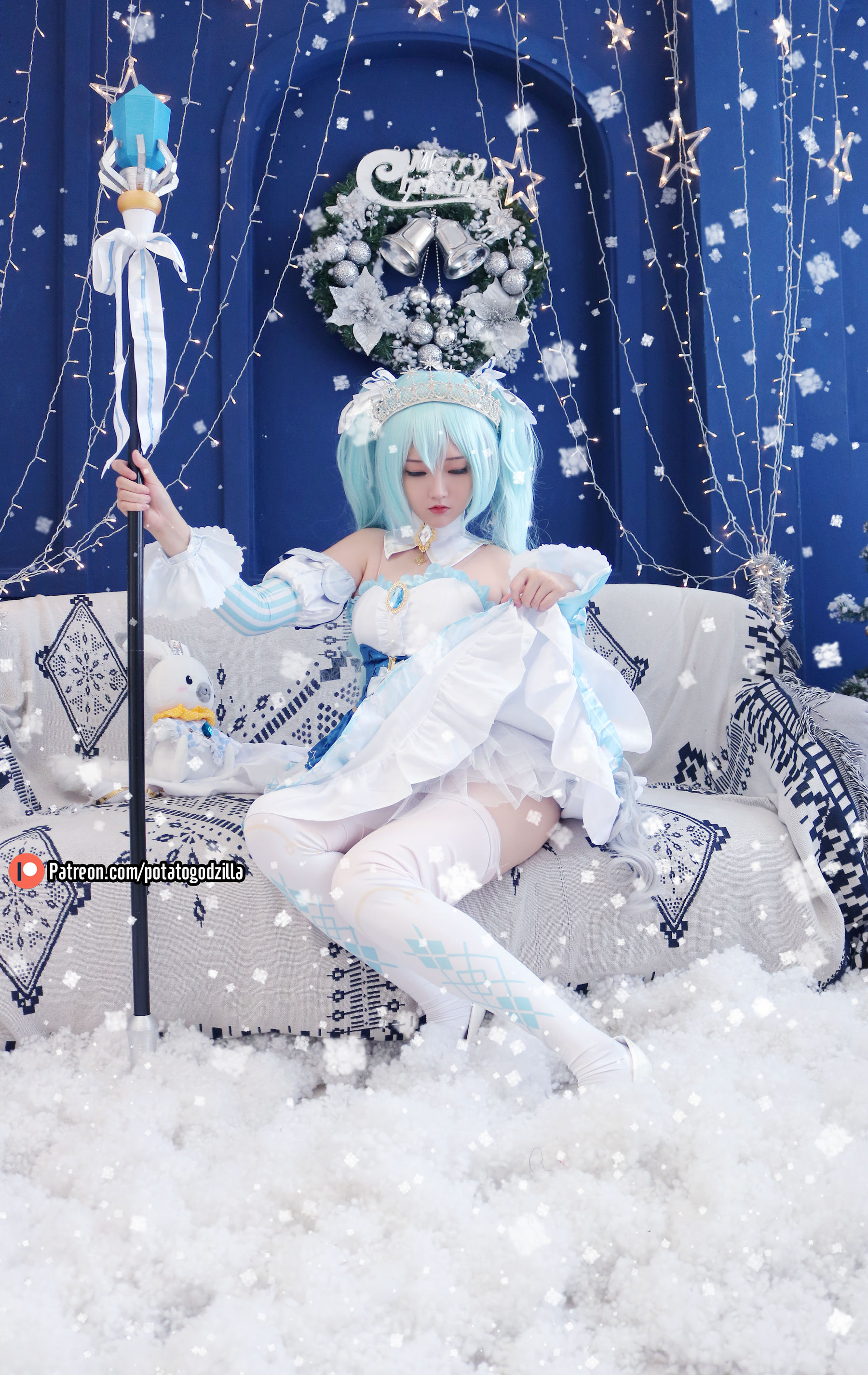 Coser小姐姐Potato Godzilla - Snow Miku20
