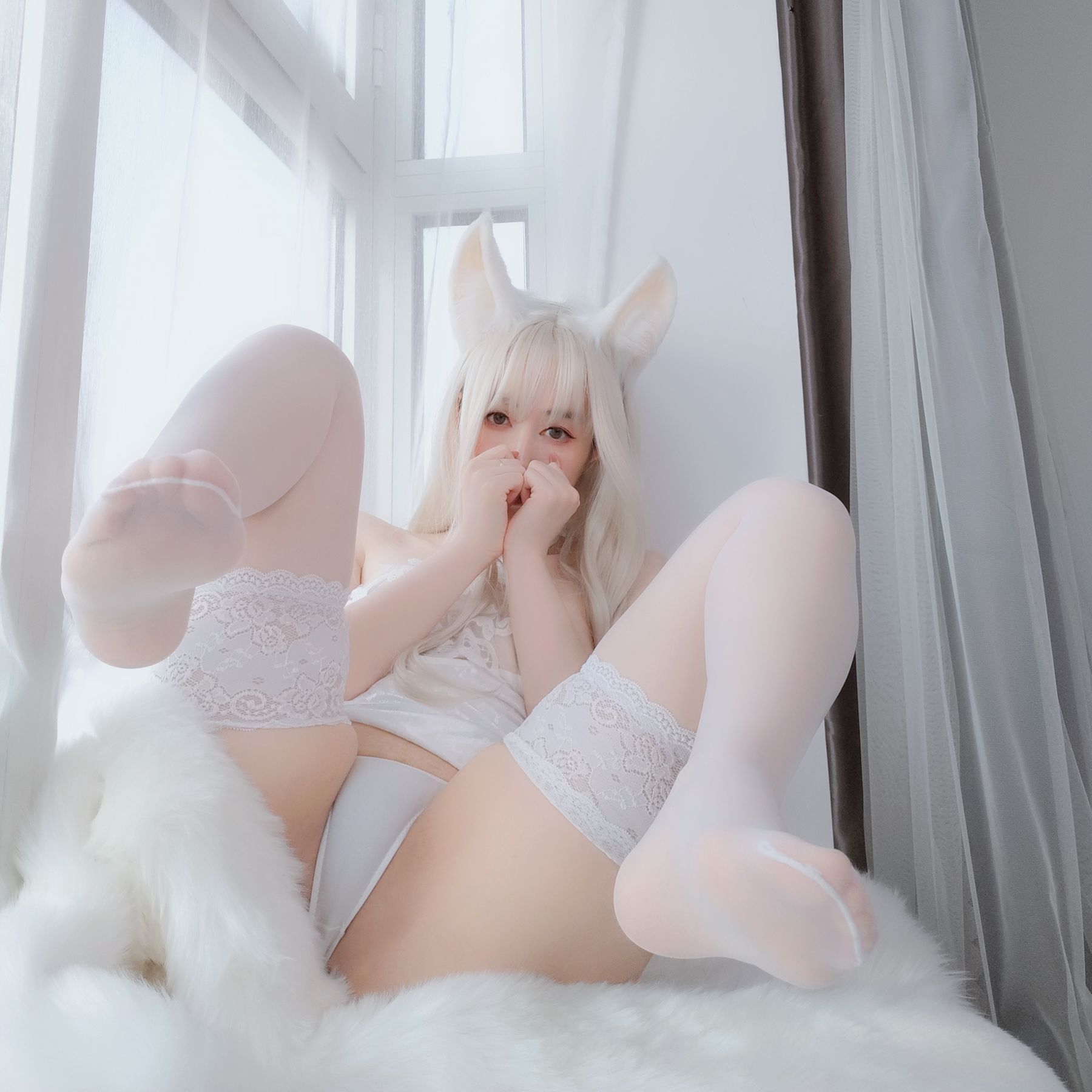 [COS福利] Coser小姐姐白银 - 白兔 写真套图49