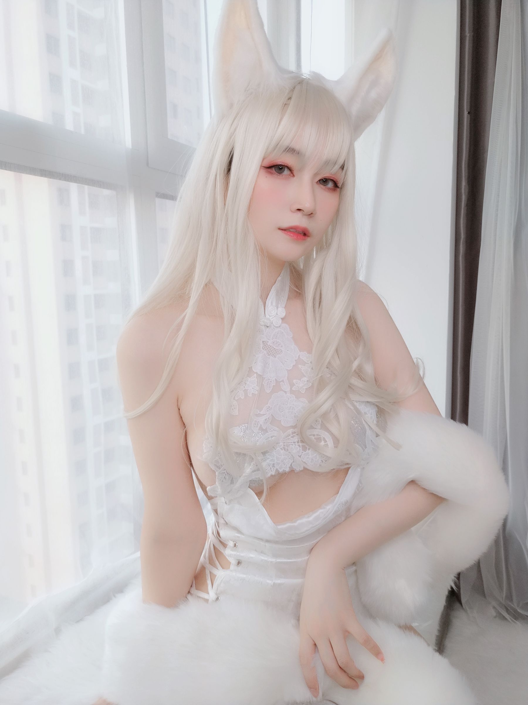 [COS福利] Coser小姐姐白银 - 白兔 写真套图76